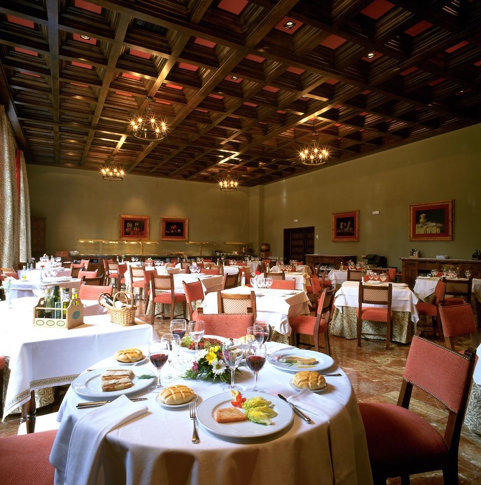 Parador De Tordesillas Exterior foto
